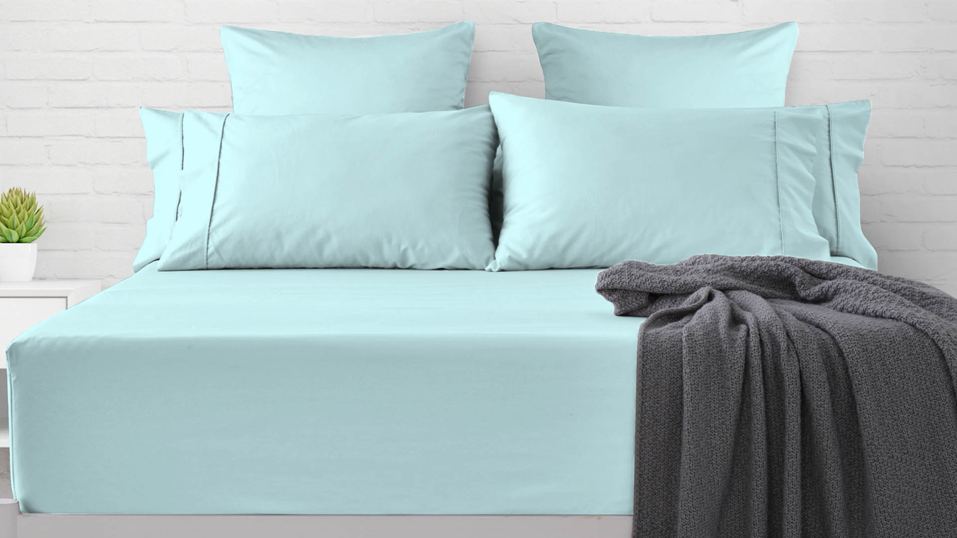 A guide for the best thread count for winter bedsheets. Blog